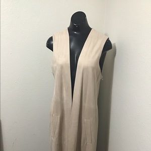 zara long vest with open back beige